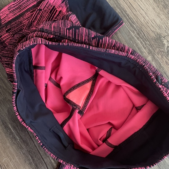 NWOT Lululemon Pace Rival Crops - Picture 9 of 11
